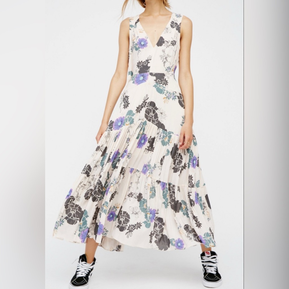Free People V-Neck Floral Midi Dress